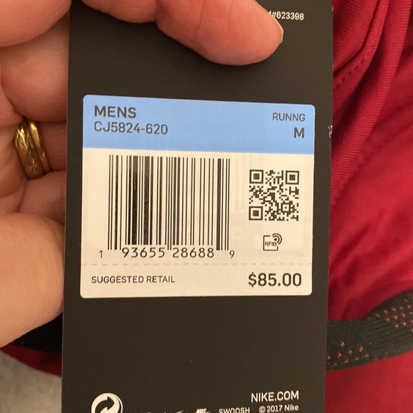 NWT Nike Wild Run quarter zip jacket with reflective trim dark - Picture 12 of 14